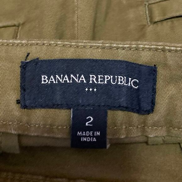 Banana Republic Women's Green Mid Rise Button Fly Mini Khaki Chino Shorts Size 2 - Picture 4 of 5